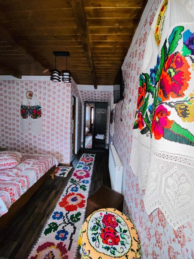 Floare De Maramures 1 Farkasrév Kültér fotó