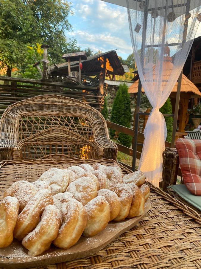 Floare De Maramures 1 Farkasrév Kültér fotó